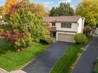 2098 Ellington Rd, Columbus, OH 43221