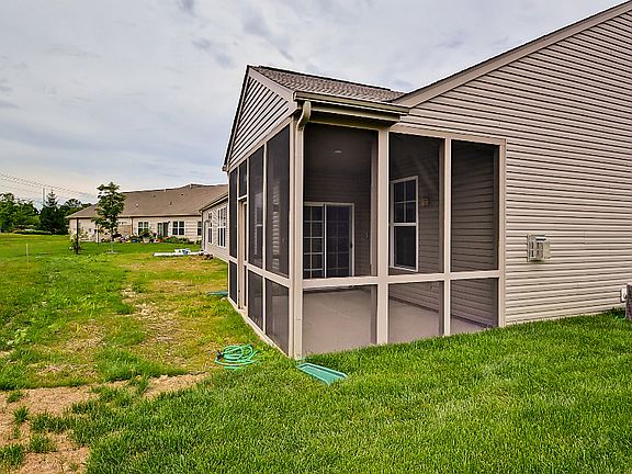 4th image of 2347 Heartland Ln