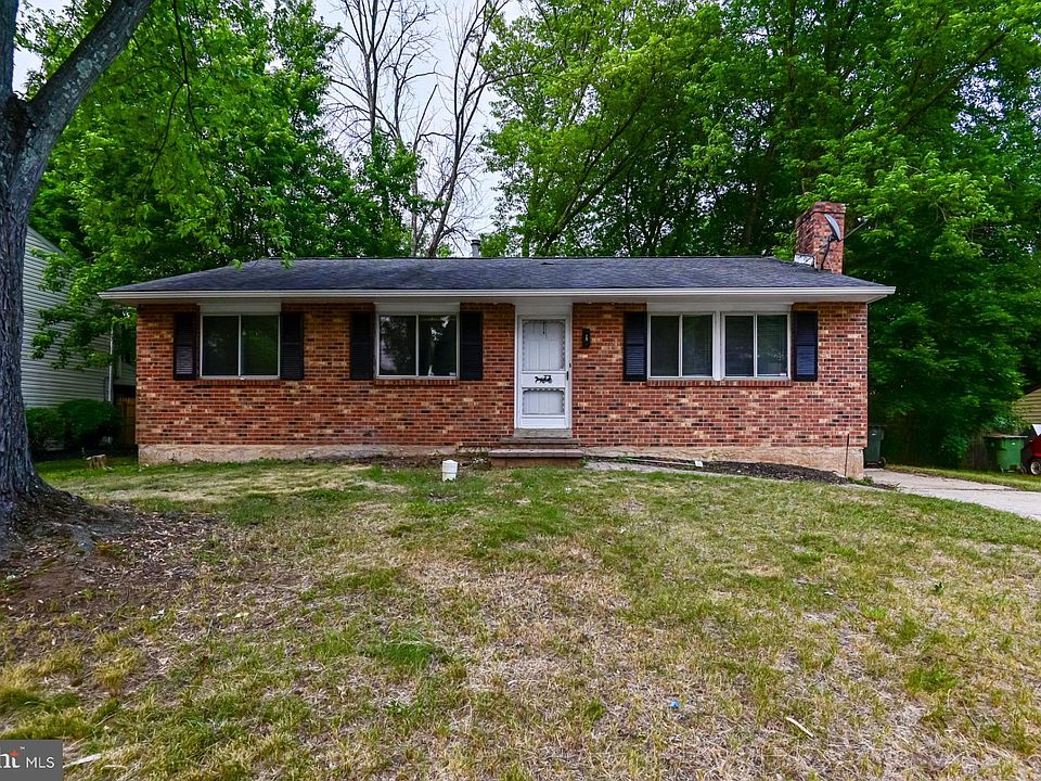 1st image of 809 Bradford Ln