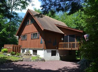 223 Miller Dr, Pocono Pines, PA 18350