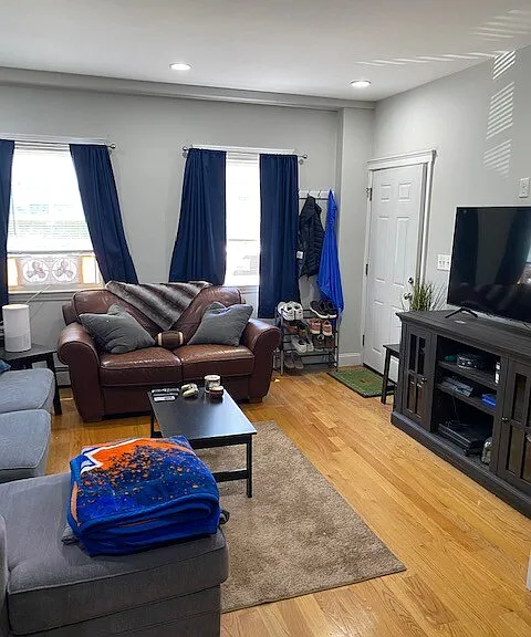 26 Maverick St #1 — Photo 2