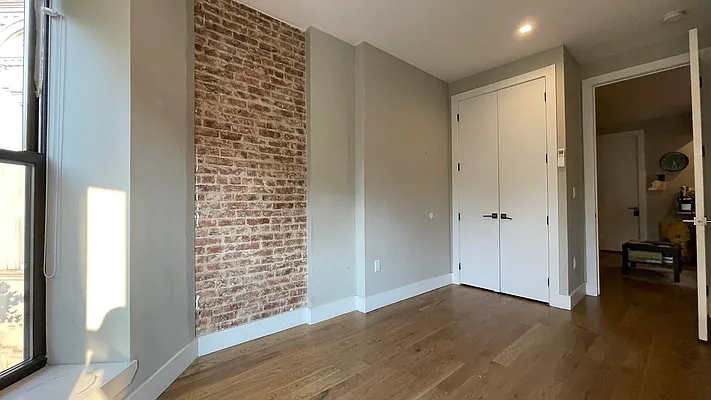 Rented by Doorway NYC, LLC | media 17