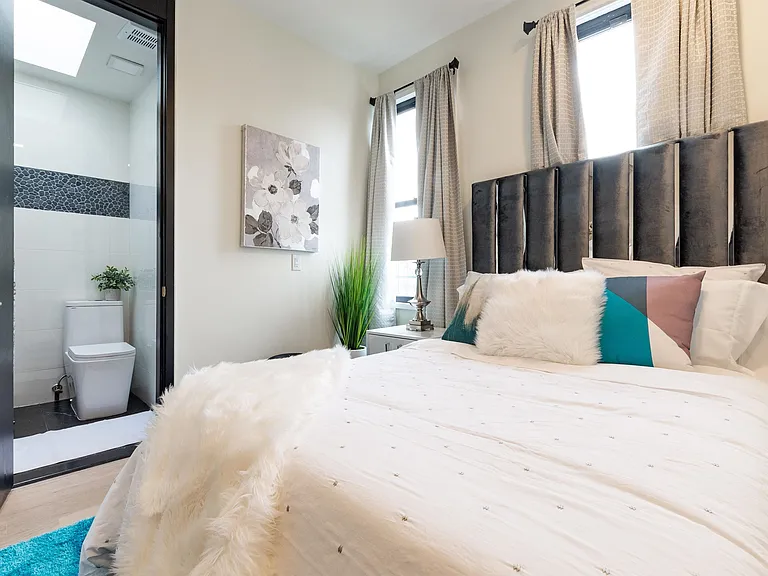 541 Newark Ave #3L — Photo 14
