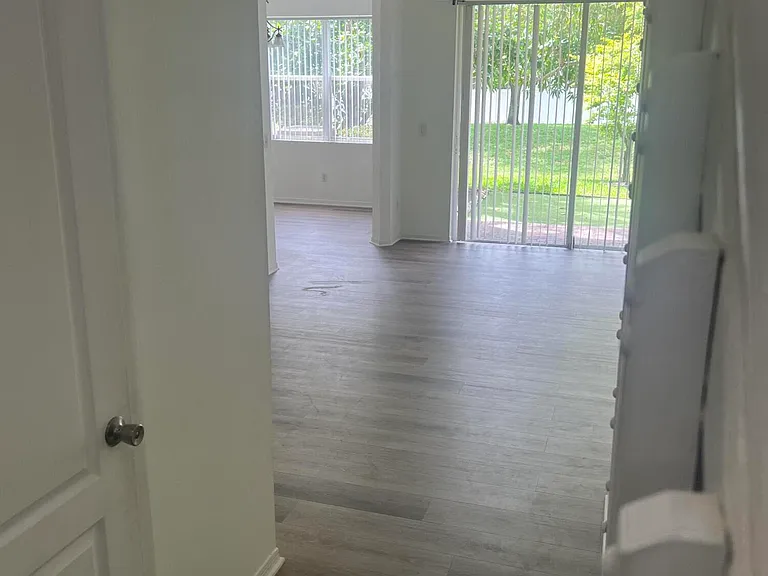 303 Seminole Palms Dr — Photo 20