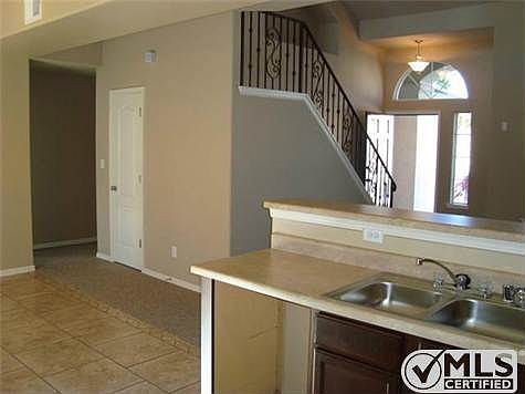 5th image of 358 El Camino Dr