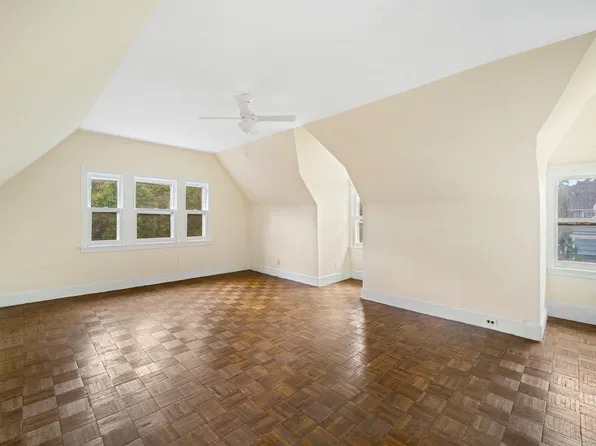 209 Argyle Road image 31 of 34