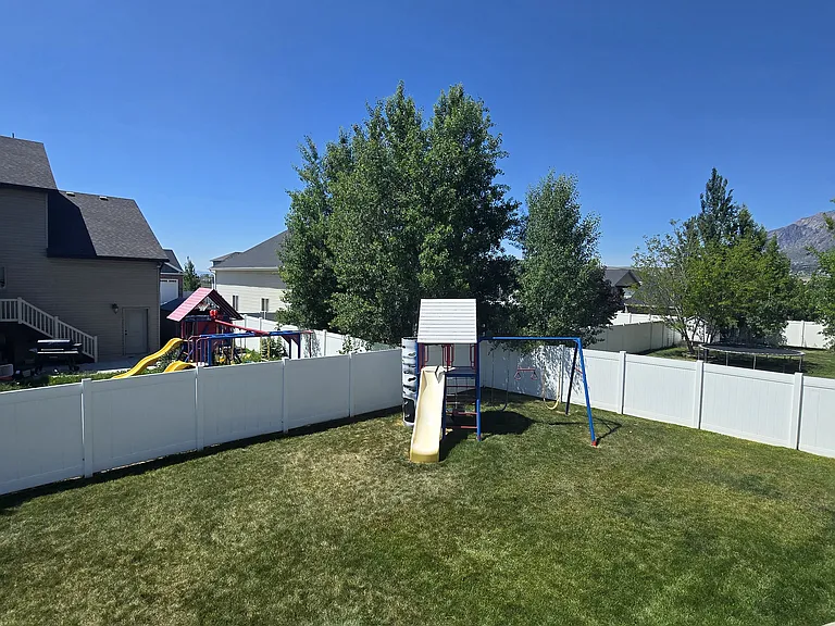 2155 N 250 W — Photo 21