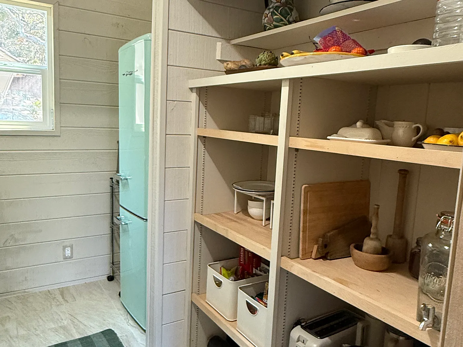 Studio, 1000 sqft, $2,500 — Photo 4