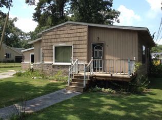 68 Fisher St, Rossville, GA 30741