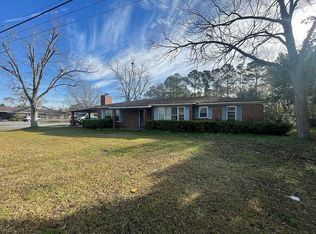 401 S College St, Sparks, GA 31647