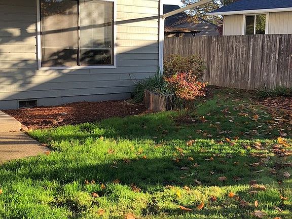 3rd image of 314 Vincent St