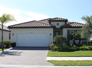 4284 Raffia Palm Cir, Naples, FL 34119