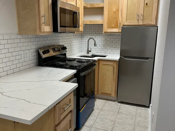 1221 Welch St #1, Houston, TX 77006