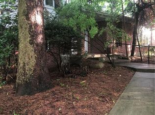 7 Boxwood Ln, Monsey, NY 10952