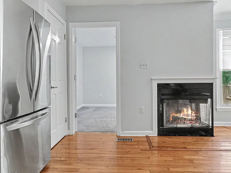 1106 Arcola Ave — Photo 23