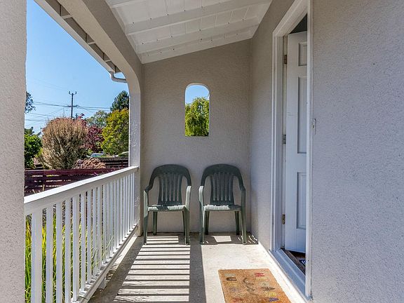 4th image of 602 Miramar Dr