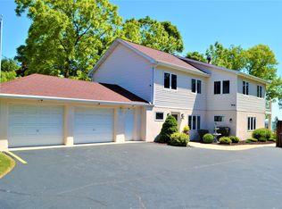 961 Sheridan Rd, Kenosha, WI 53140