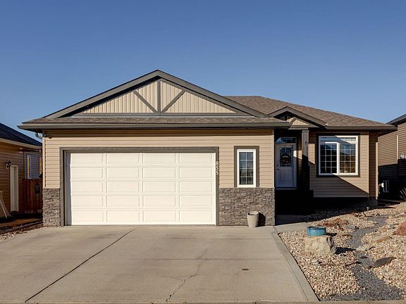 2nd image of 855 Bankview Dr