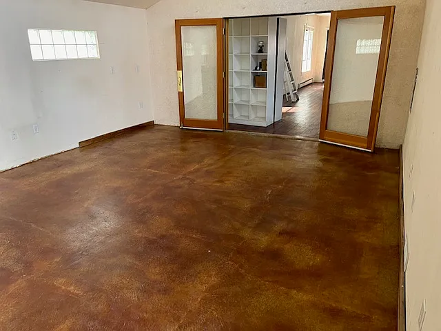 114 Vassar Dr SE #B — Photo 3