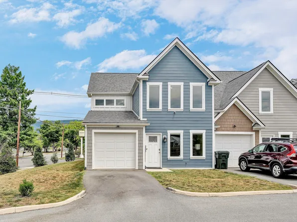 140 W Calhoun St, Salem, VA 24153