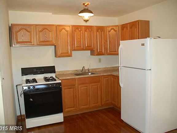 3rd image of 5622 Tremont Dr