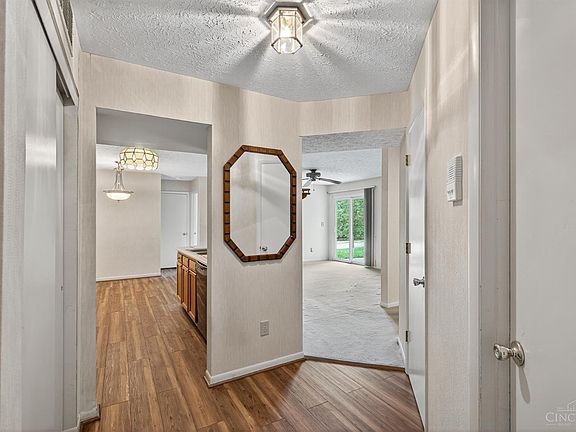 5th image of 530 Aspen Glen Dr APT 102