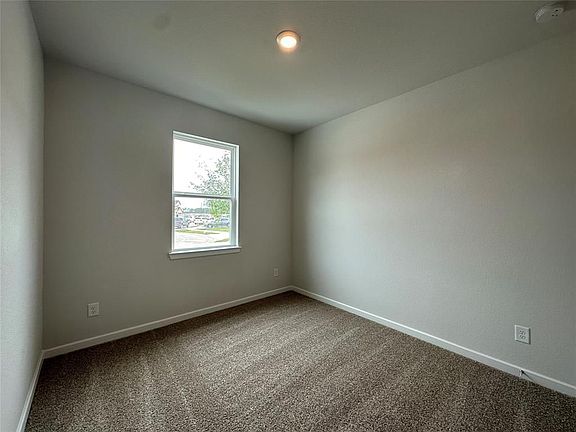 5th image of 7202 Greenbriar Bend Ct