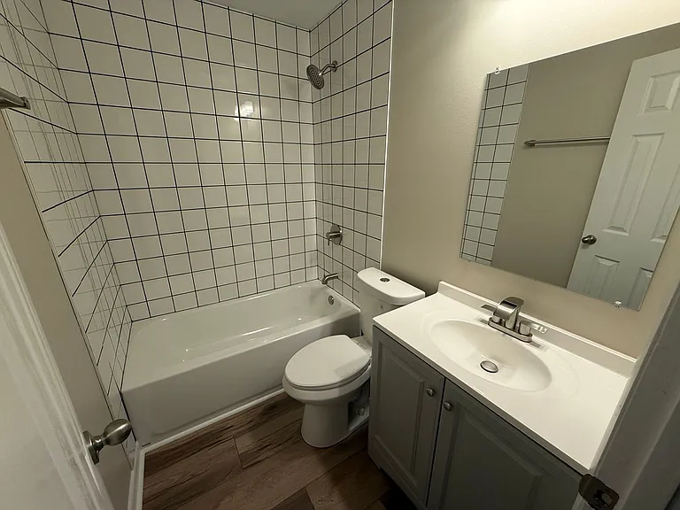 1217 Frederick Rd — Photo 7