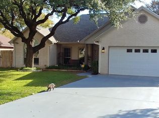 120 Cedar Way, Kerrville, TX 78028