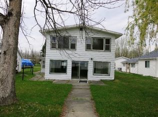 12254 W Shore Dr, Houghton Lake, MI 48629