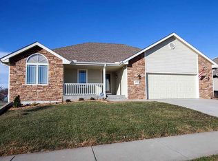 4076 Taneil Dr, Manhattan, KS 66502