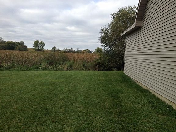 4th image of W1198 N Lake Shore Dr