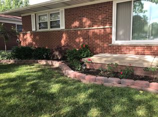 8600 Kinmore St, Dearborn Heights, MI 48127