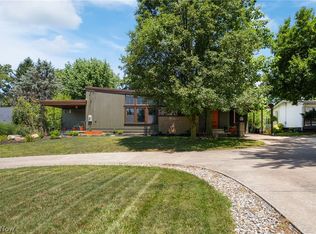 6079 Fulton Dr NW, Canton, OH 44718