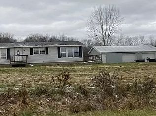 22562 38th St, Gobles, MI 49055