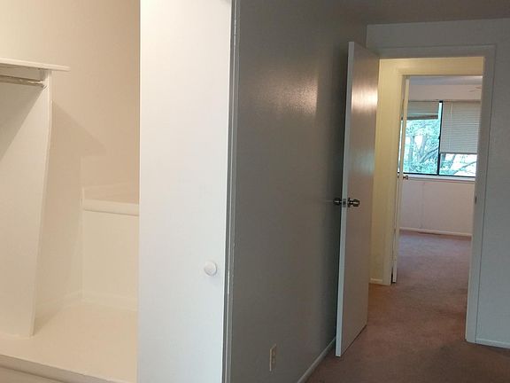4th image of 4692 Charecote Ln