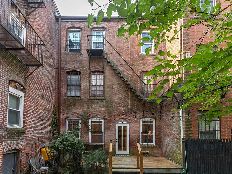 99 Cedar St #1 — Photo 18