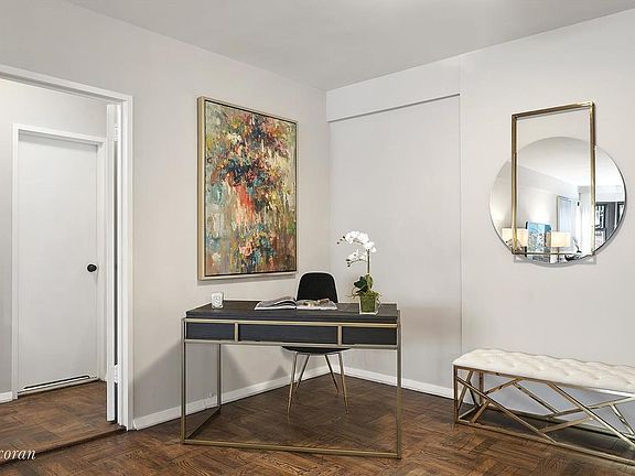 4th image of 112 E 81st St #7A