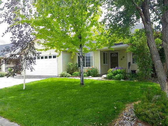 3rd image of 1361 Chichester Dr