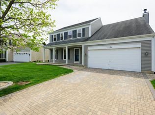 1290 Lance Ln, Carol Stream, IL 60188