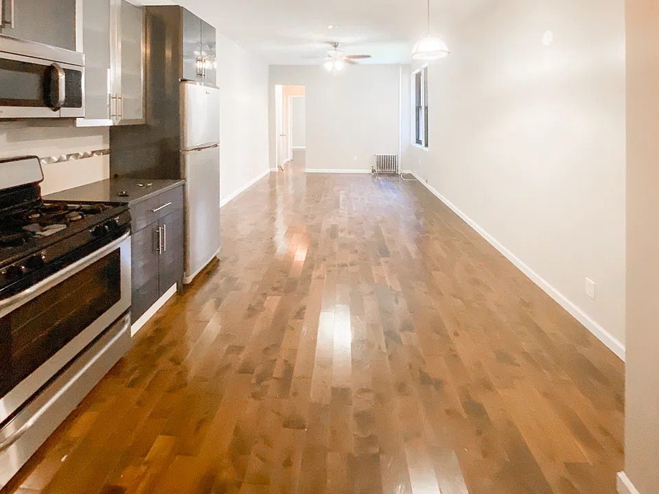 240 Crown St #2L
