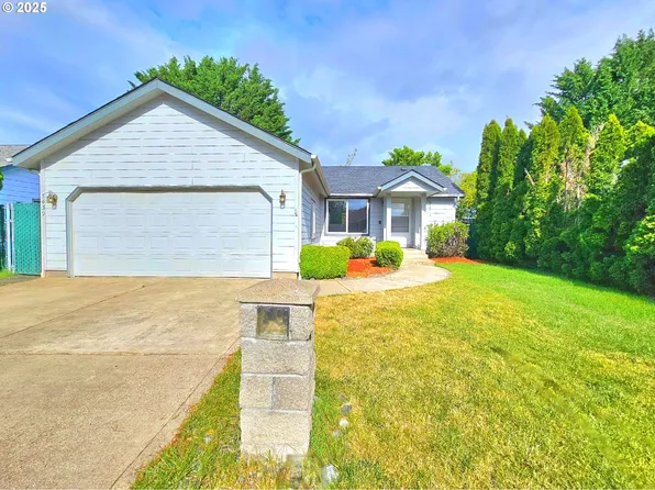 5439 Olympic Cir, Eugene, OR 97402