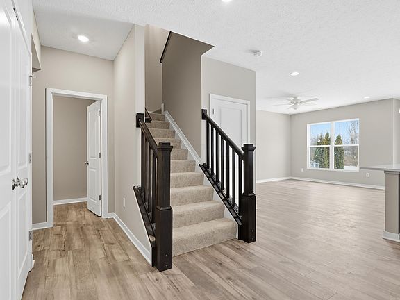 4th image of 5507 Finsbury Dr