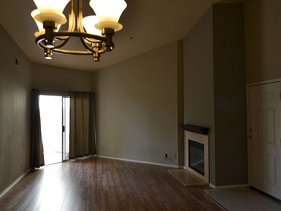4th image of 653 Oak Run Trl Unit 310