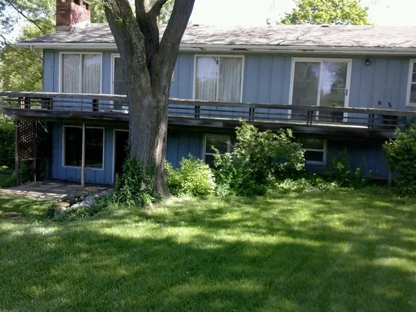 303 Providence Rd, Lawrence, KS 66049