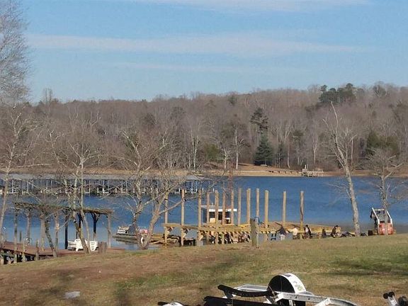 3rd image of 43 Scenic Lakeview Dr