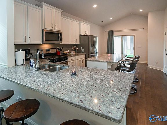4th image of 8302 Stillwater Cir NW