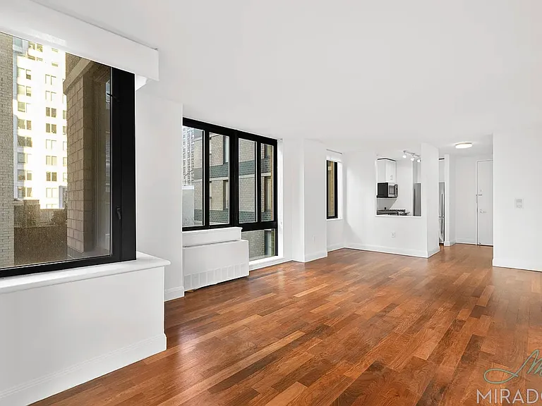 290 3rd Ave #7A — Photo 2