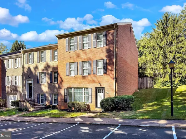 5848 Kara Pl, Burke, VA 22015