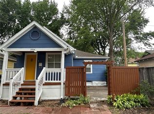 7704 Jefferson St, Kansas City, MO 64114